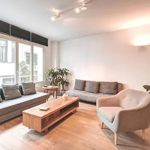 Light House Lodge. In Center Of , Antwerpen België