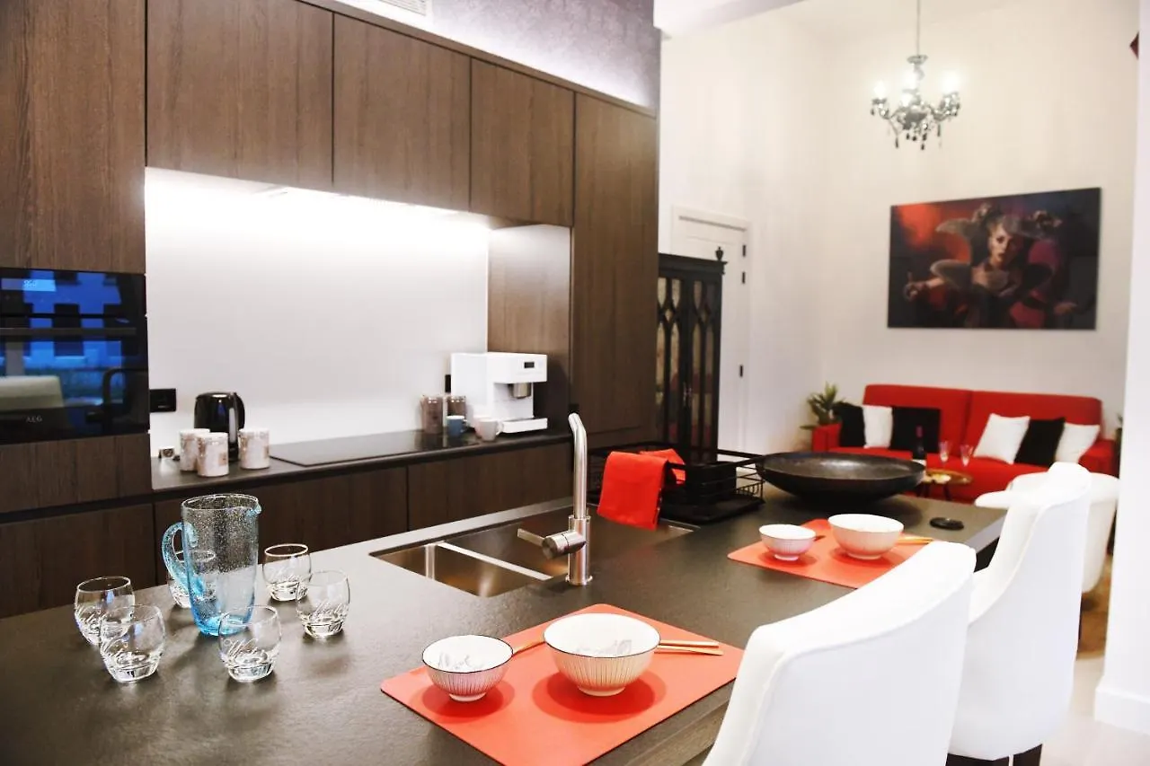 La Cour D'Honneur - Antwerp Meir Apartment